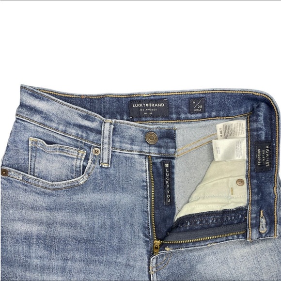 🚫Lucky Brand High Rise Bridgette Skinny Jeans🚫SOLD🚫 - Picture 4 of 7